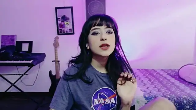 Snapshot of atenea_dragon__ chatting on 15, 3, 2026 atenea dragon online show from 15, 3, 2026