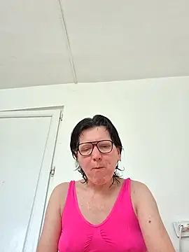 Snapshot of Vera_Elle chatting on 8, 3, 2026 Vera Elle online show from 8, 3, 2026