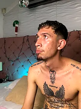 dominik thompson777 online show from 19, 11, 2025