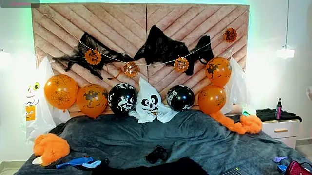 Snapshot of Zoe_Vg chatting on 14, 11, 2025 Zoe Vg online show from 14, 11, 2025