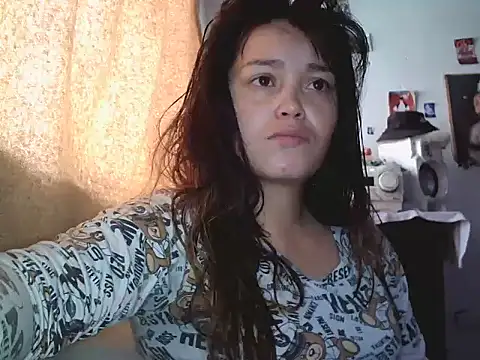 Snapshot of chanito_1421 chatting on 9, 10, 2025 chanito 1421 online show from 9, 10, 2025