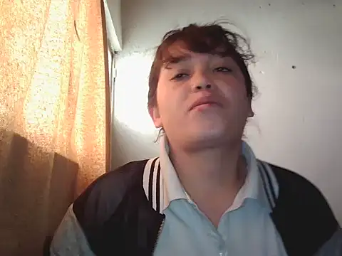 Snapshot of chanito_1421 chatting on 15, 10, 2025 chanito 1421 online show from 15, 10, 2025