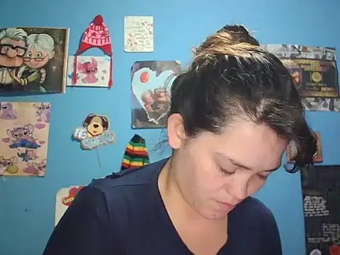 Snapshot of chanito_1421 chatting on 21, 11, 2025 chanito 1421 online show from 21, 11, 2025