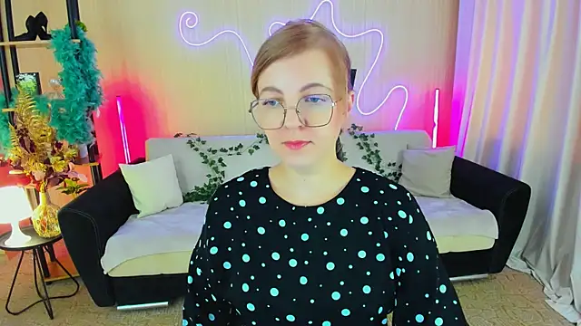 YourUniverser online show from 18, 11, 2025