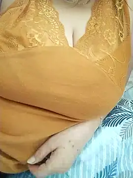 Snapshot of zerdaliii chatting on 10, 10, 2025 zerdaliii online show from 10, 10, 2025