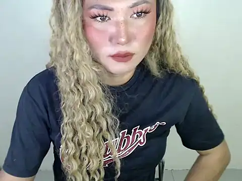 Snapshot of itsmecarla chatting on 17, 9, 2025 itsmecarla online show from 17, 9, 2025