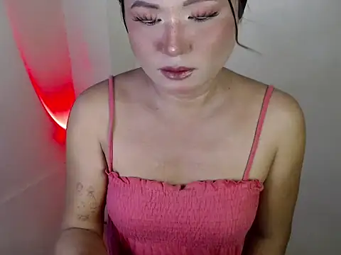 Snapshot of itsmecarla chatting on 2, 10, 2025 itsmecarla online show from 2, 10, 2025