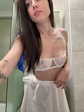 SakuraSara online show from 20, 10, 2025