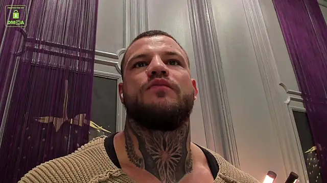 Snapshot of OliverSport chatting on 19, 10, 2025 OliverSport online show from 19, 10, 2025