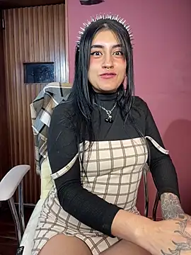 Snapshot of LilithPink_ chatting on 13, 10, 2025 LilithPink online show from 13, 10, 2025