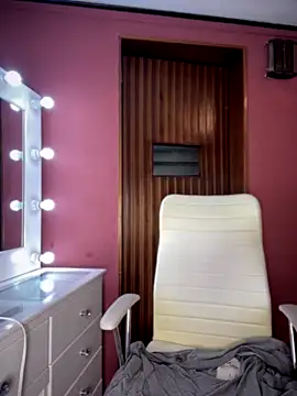 Snapshot of LilithPink_ chatting on 11, 11, 2025 LilithPink online show from 11, 11, 2025