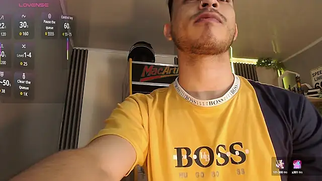 Snapshot of Bastian_MCcormick chatting on 10, 10, 2025 Bastian MCcormick online show from 10, 10, 2025