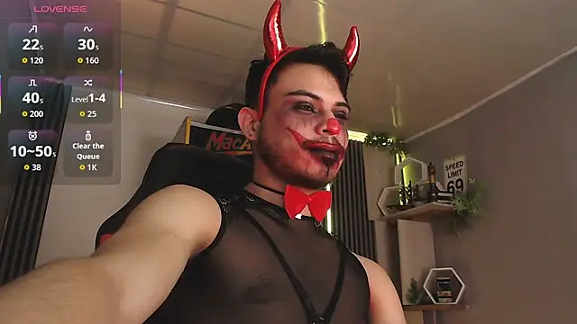 Snapshot of Bastian_MCcormick chatting on 31, 10, 2025 Bastian MCcormick online show from 31, 10, 2025