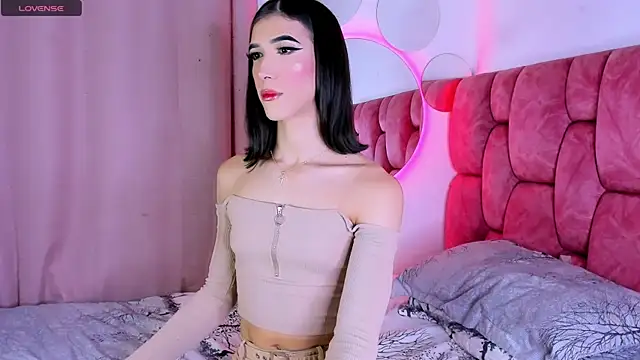 fhalon foxxxys  online show from 18, 11, 2025