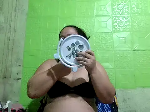 prettywetmom88 online show from 26, 9, 2025