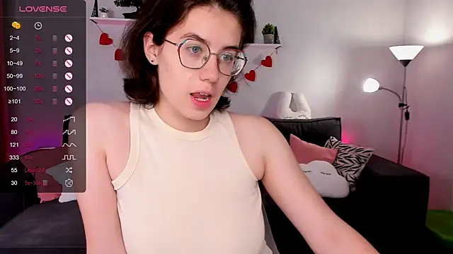 BellaCaress online show from 9, 9, 2025