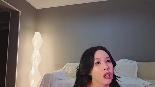 lunajii online show from 14, 12, 2025