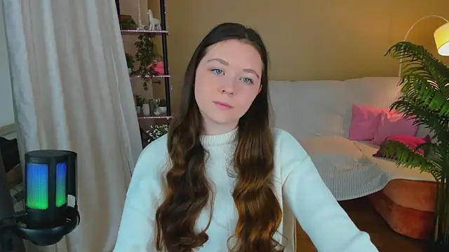 AlluringLookk online show from 15, 10, 2025