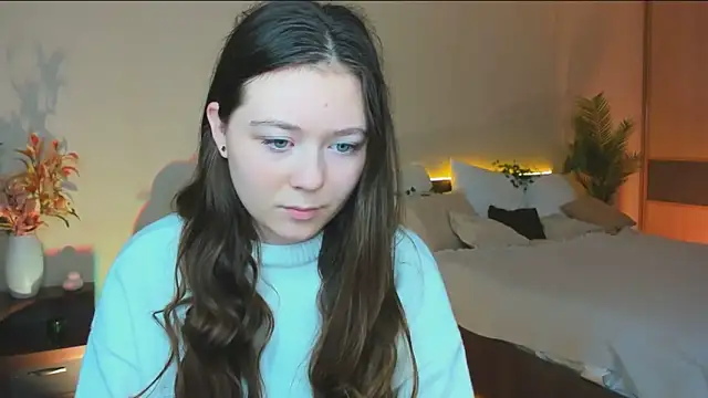 AlluringLookk online show from 18, 10, 2025