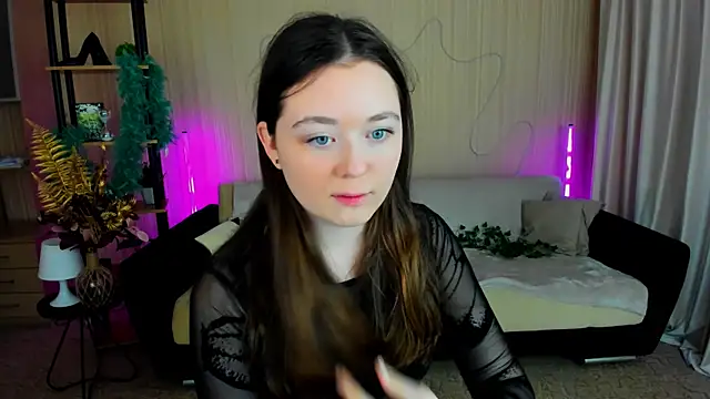 AlluringLookk online show from 5, 12, 2025