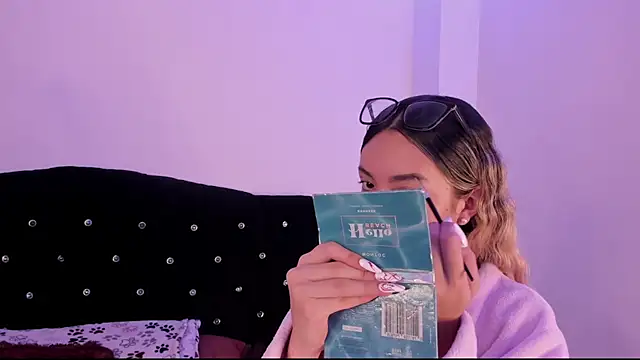 LauMiller online show from 17, 10, 2025