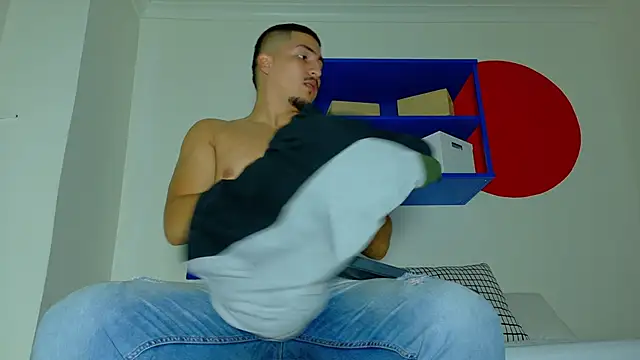 MrFox   online show from 15, 10, 2025