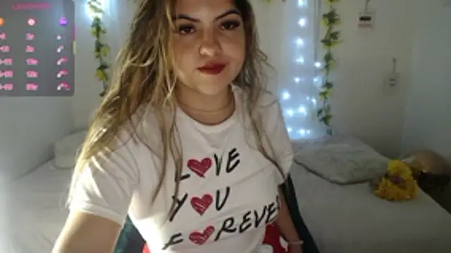 Snapshot of Alisson_5_ chatting on 3, 11, 2025 Alisson 5 online show from 3, 11, 2025