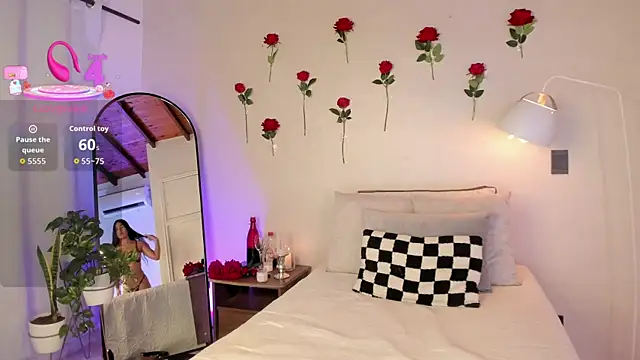 Snapshot of JannaFoxx_ chatting on 24, 10, 2025 JannaFoxx online show from 24, 10, 2025