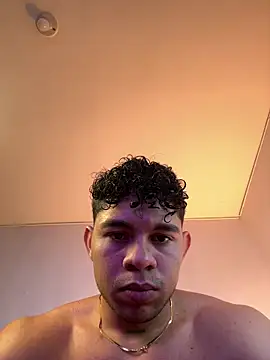 Snapshot of austin_spears_ chatting on 19, 11, 2025 austin spears online show from 19, 11, 2025