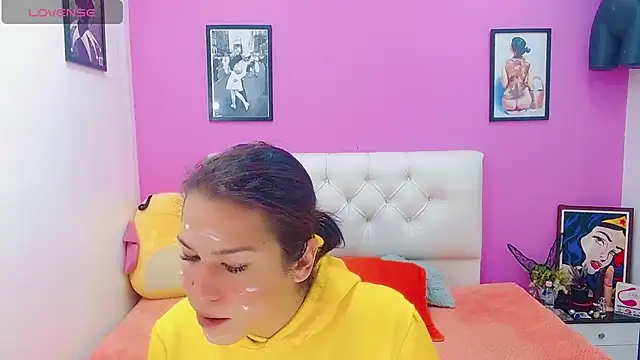 Azley sweet online show from 4, 11, 2025