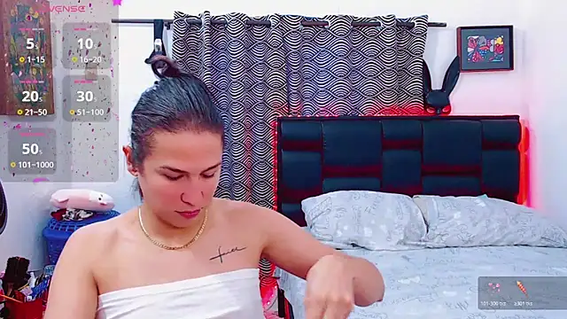 Azley sweet online show from 15, 2, 2026