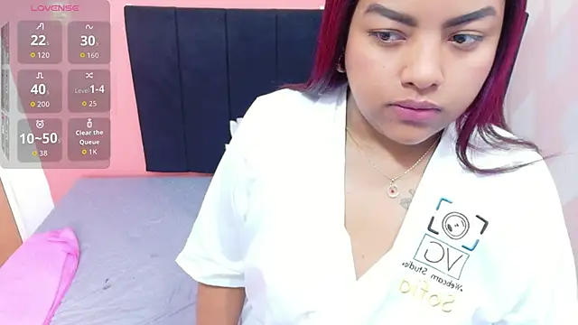 Snapshot of curvybrunnett chatting on 4, 3, 2026 curvybrunnett online show from 4, 3, 2026