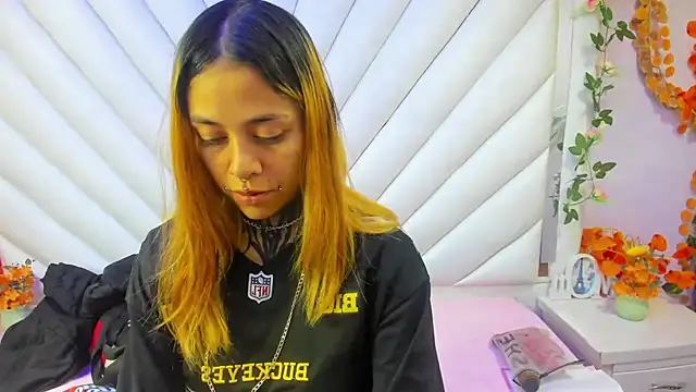 Sofii Anal  online show from 6, 11, 2025