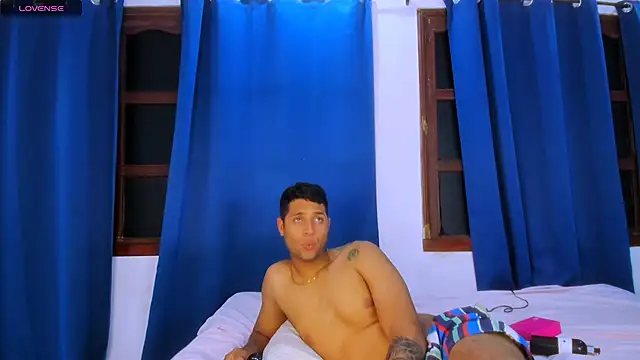 Snapshot of bamby_kitty chatting on 20, 10, 2025 bamby kitty online show from 20, 10, 2025