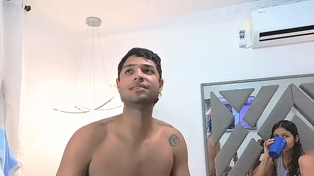 Snapshot of bamby_kitty chatting on 19, 11, 2025 bamby kitty online show from 19, 11, 2025