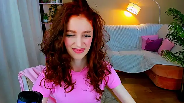 ChristinaConteeree online show from 11, 10, 2025