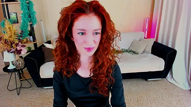 ChristinaConteeree online show from 1, 12, 2025