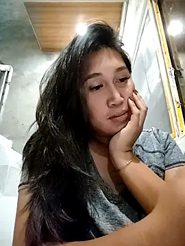 Snapshot of Romantic_Sabrina chatting on 22, 10, 2025 Romantic Sabrina online show from 22, 10, 2025