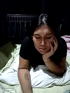 Snapshot of Romantic_Sabrina chatting on 1, 11, 2025 Romantic Sabrina online show from 1, 11, 2025