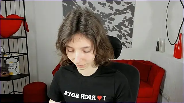 EmmanuellBrown online show from 28, 11, 2025