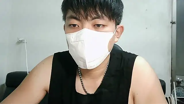 Snapshot of bigbb101011 chatting on 13, 10, 2025 bigbb101011 online show from 13, 10, 2025