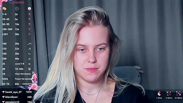 Snapshot of AngelAnty chatting on 10, 11, 2025 AngelAnty online show from 10, 11, 2025