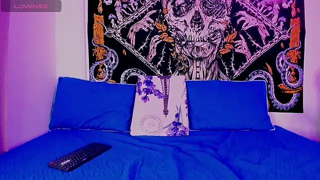 Snapshot of Mafer_Osorio chatting on 19, 11, 2025 Mafer Osorio online show from 19, 11, 2025