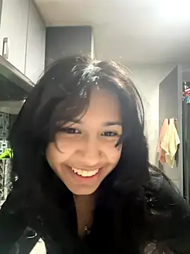 Snapshot of lynn9000 chatting on 25, 10, 2025 lynn9000 online show from 25, 10, 2025