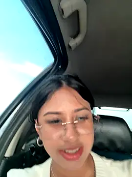 Snapshot of lynn9000 chatting on 30, 10, 2025 lynn9000 online show from 30, 10, 2025