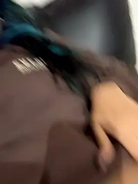 Snapshot of lynn9000 chatting on 12, 1, 2026 lynn9000 online show from 12, 1, 2026