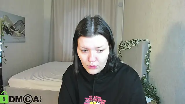 Michele Greenn online show from 15, 11, 2025