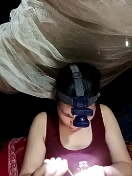 Snapshot of cicnci chatting on 13, 11, 2025 cicnci online show from 13, 11, 2025