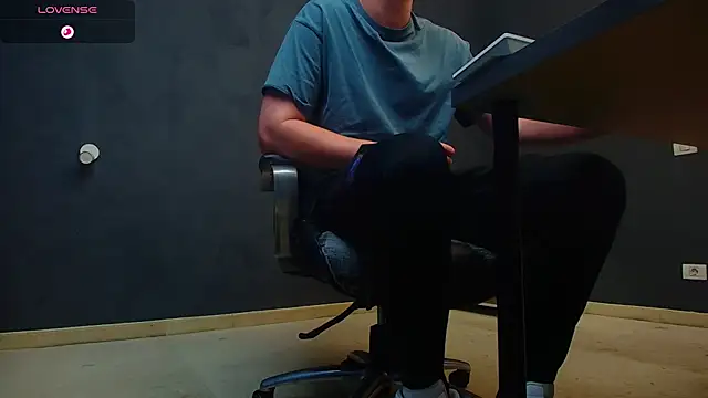 EnzoRace online show from 1, 11, 2025