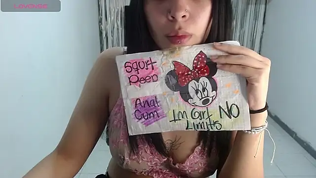 Snapshot of Darkittydoll_15 chatting on 19, 9, 2025 Darkittydoll 15 online show from 19, 9, 2025